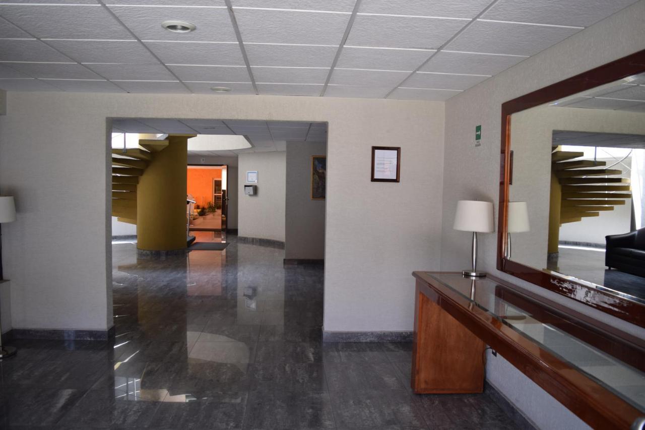 Hotel & Suites La Marquesa Toluca Exterior photo