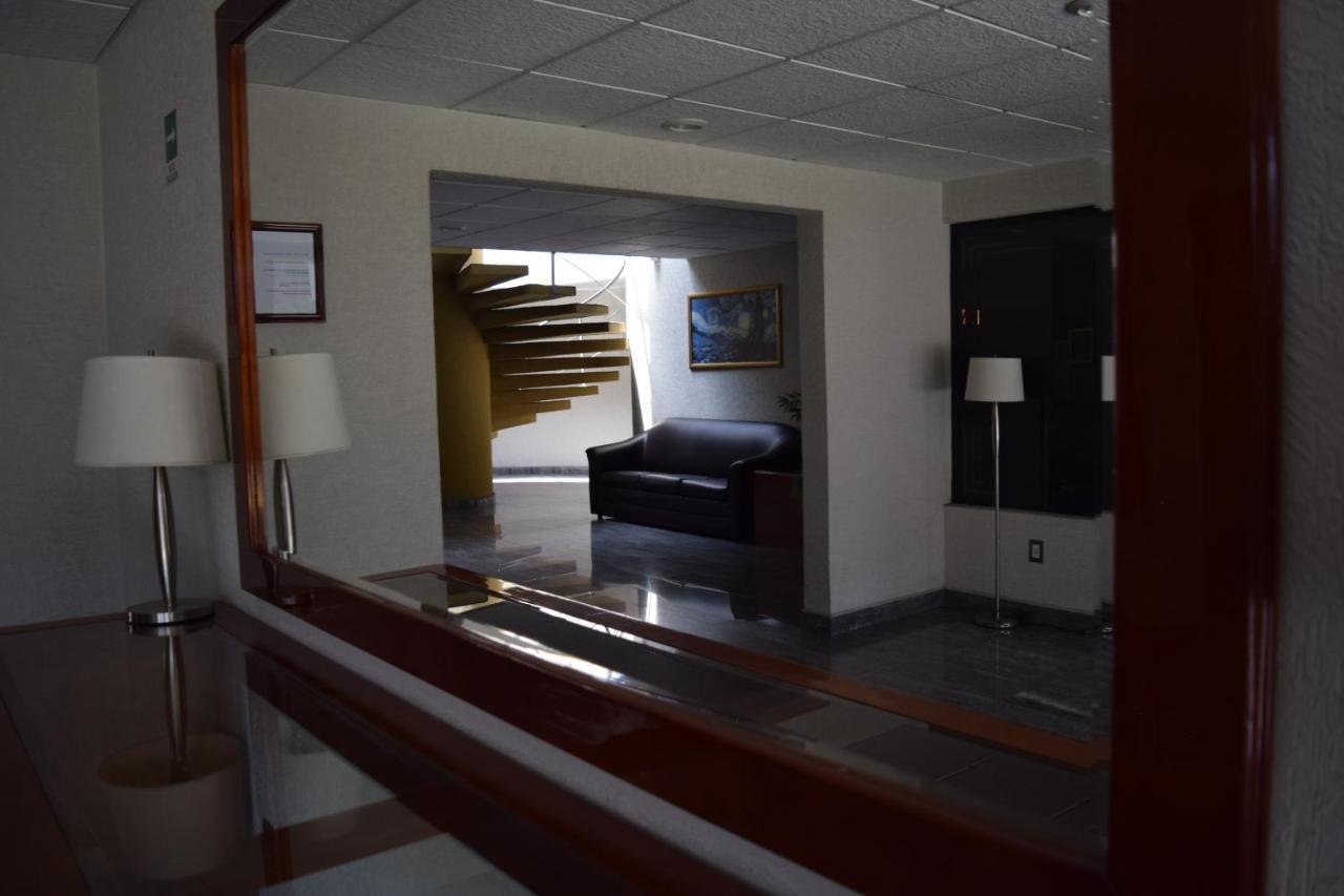Hotel & Suites La Marquesa Toluca Exterior photo